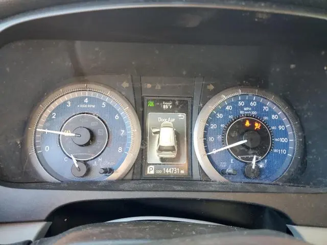 2017 TOYOTA SIENNA XLE
