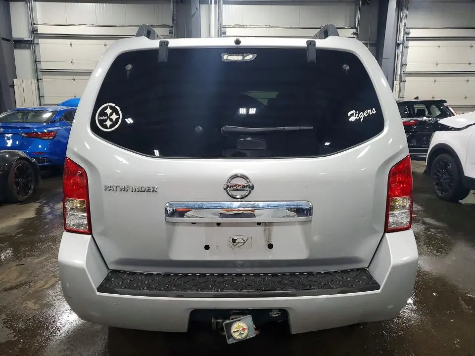 2012 NISSAN PATHFINDER S  