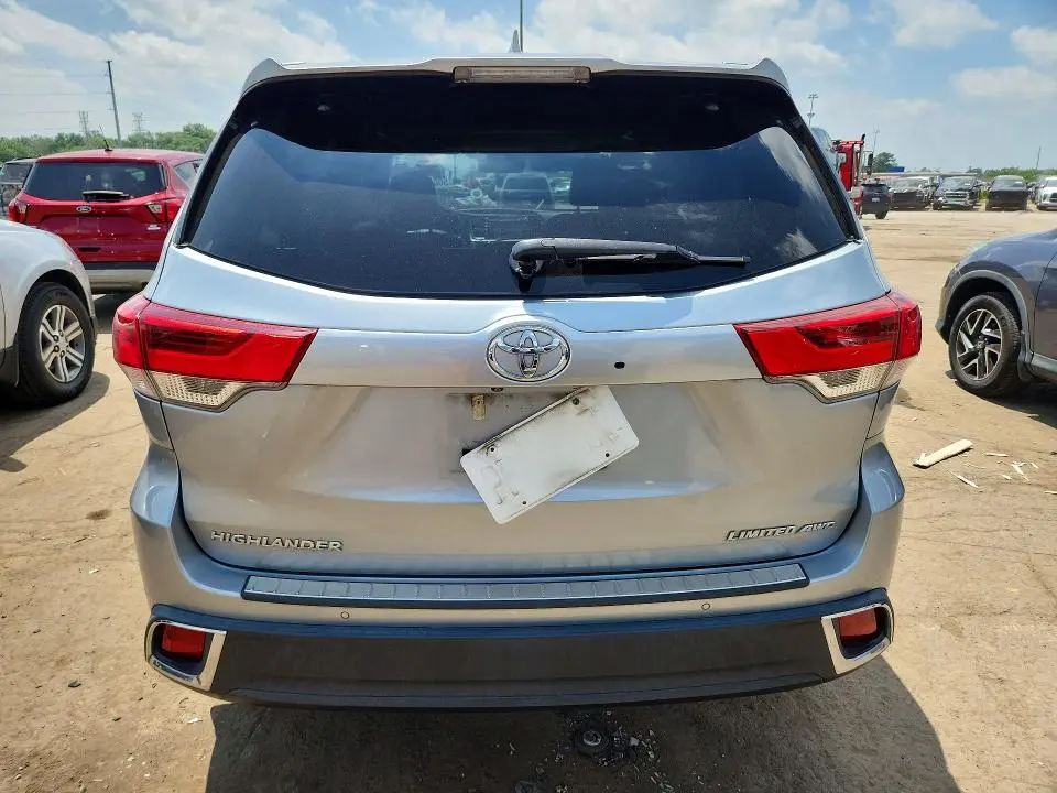 2019 TOYOTA HIGHLANDER LIMITED  