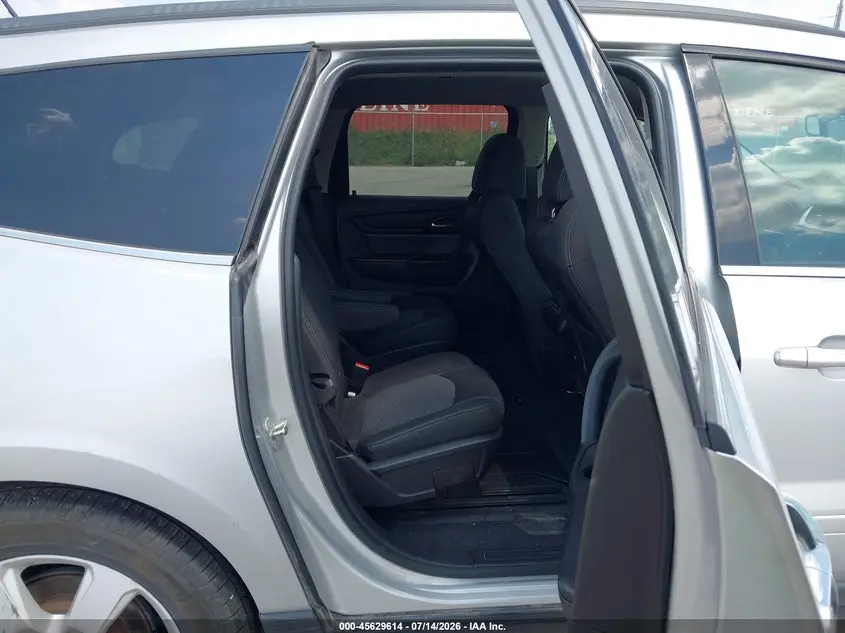 2016 CHEVROLET TRAVERSE LT