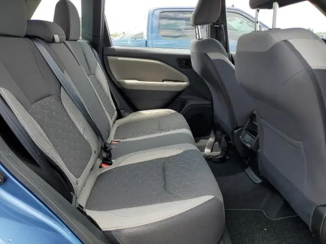 2025 SUBARU FORESTER   