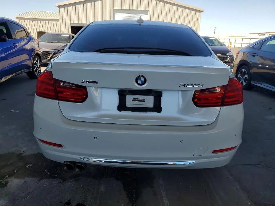 2015 BMW 328I   