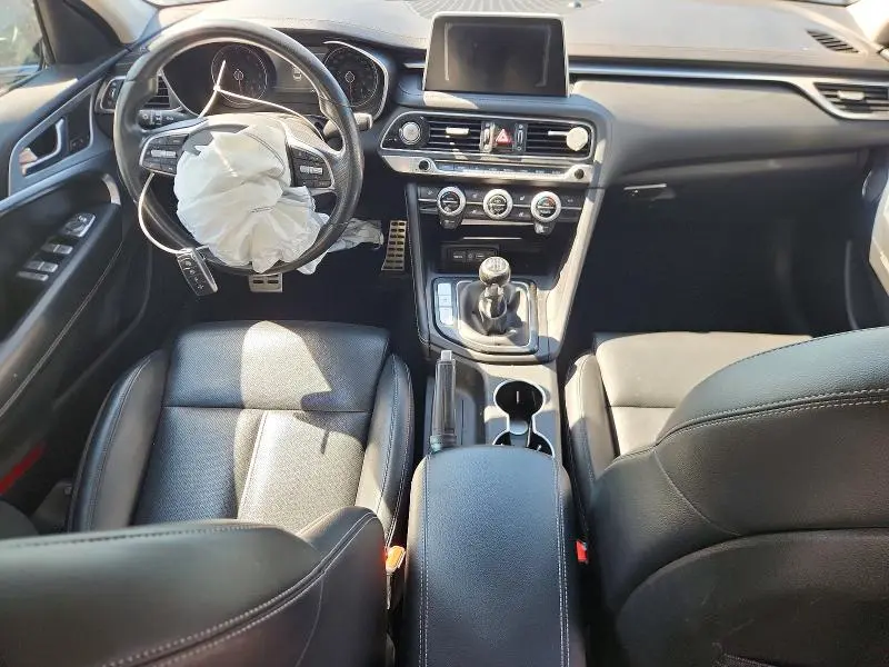 2019 GENESIS G70 SPORT  