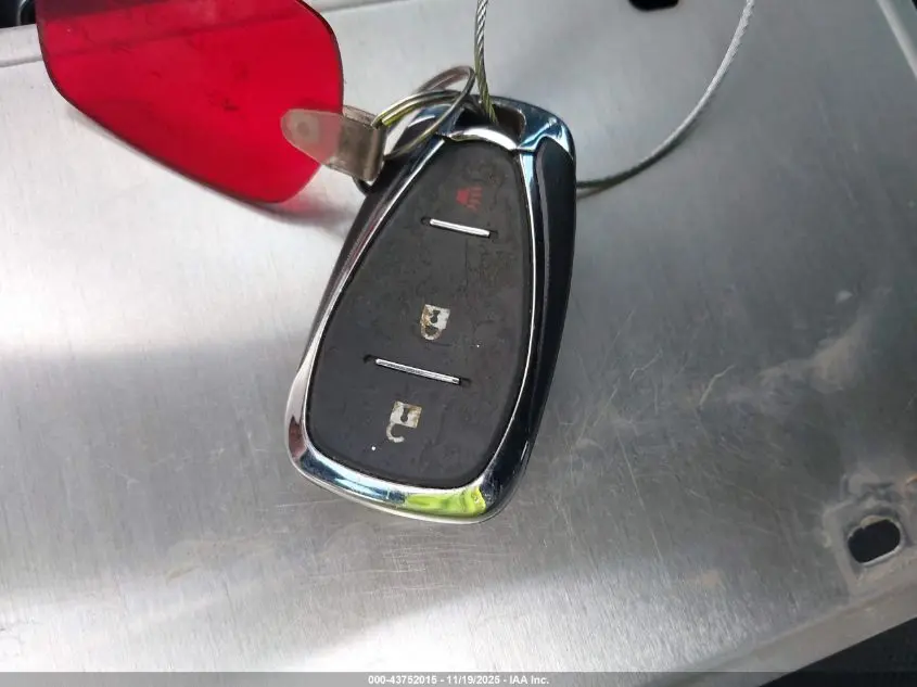 2020 CHEVROLET TRAVERSE FWD LS