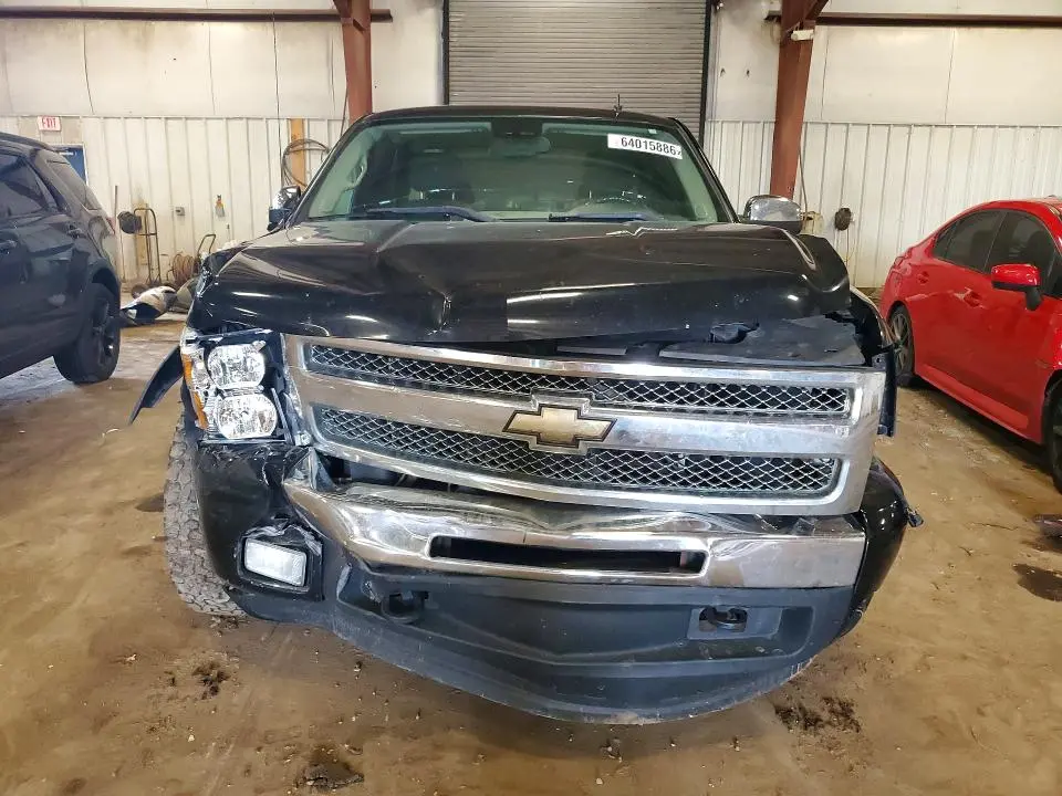 2011 CHEVROLET SILVERADO K1500 LT  