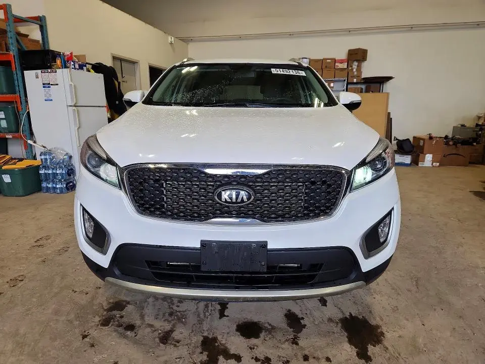 2018 KIA SORENTO LX  