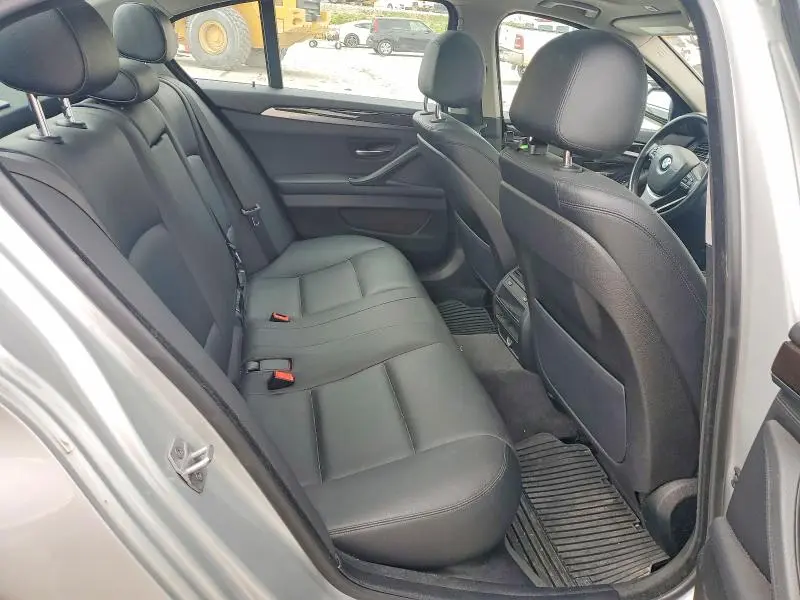2015 BMW 528 XI  