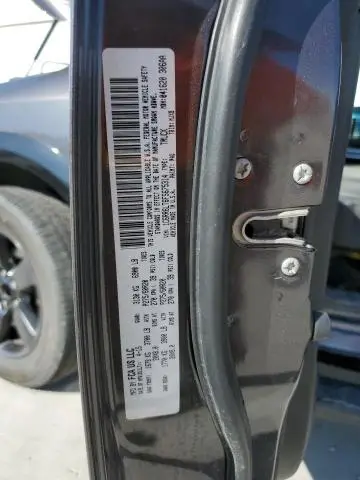 2015 RAM 1500 SLT  