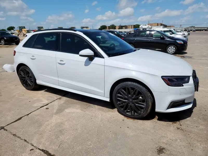 2018 AUDI A3 E-TRON PREMIUM PLUS  