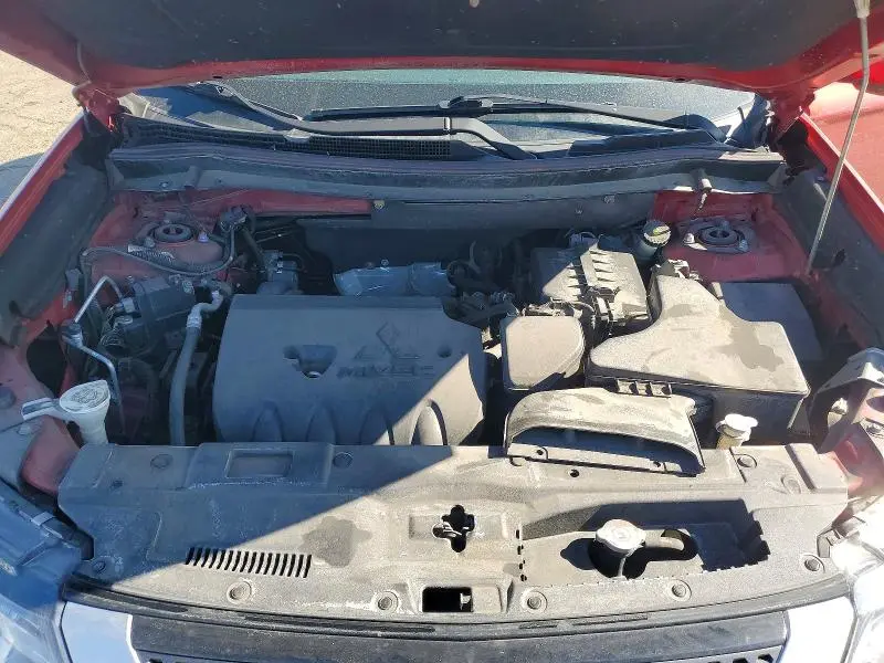 2019 MITSUBISHI OUTLANDER SE  