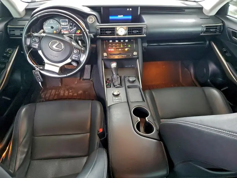 2017 LEXUS IS 200T  