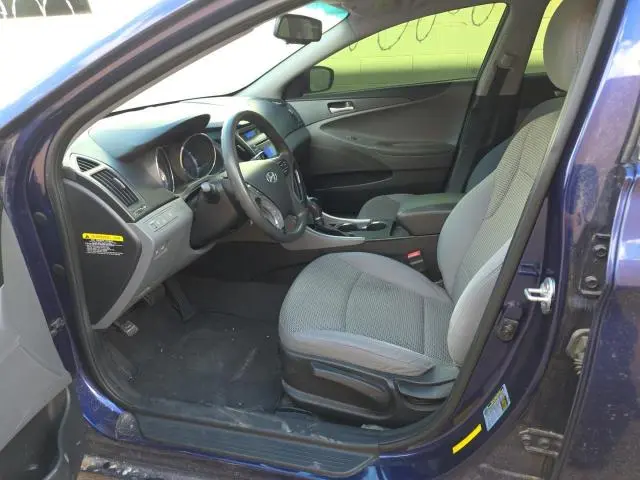 2012 HYUNDAI SONATA GLS  