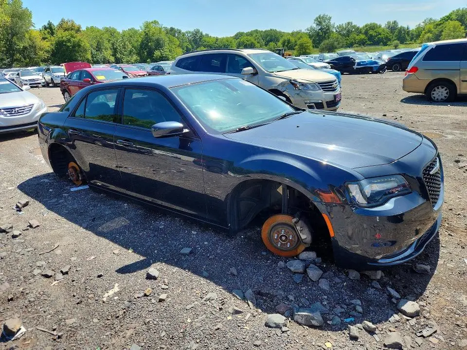 2019 CHRYSLER 300 S  