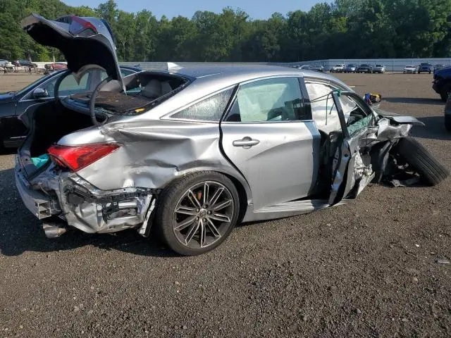 2019 TOYOTA AVALON XLE  