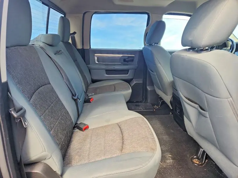 2014 RAM 1500 SLT  