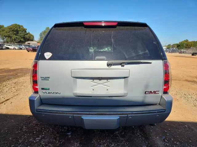 2011 GMC YUKON DENALI  
