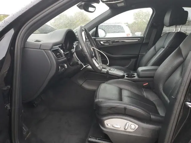 2018 PORSCHE MACAN   