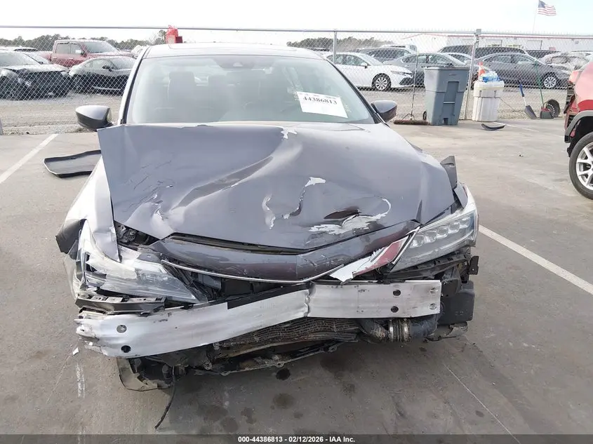 2017 ACURA ILX PREMIUM PACKAGE/TECHNOLOGY PLUS PACKAGE