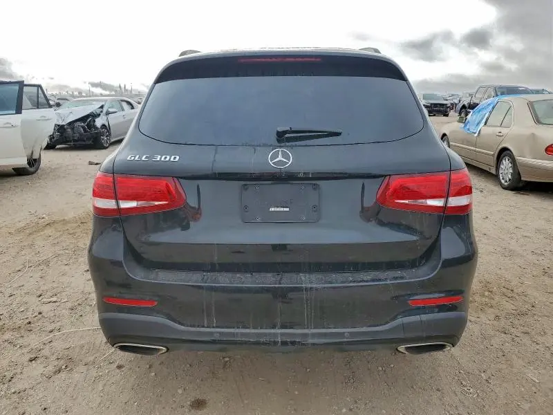 2016 MERCEDES-BENZ GLC 300  