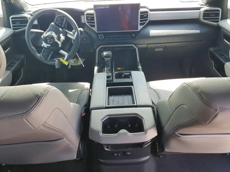 2025 TOYOTA TUNDRA LIMITED  