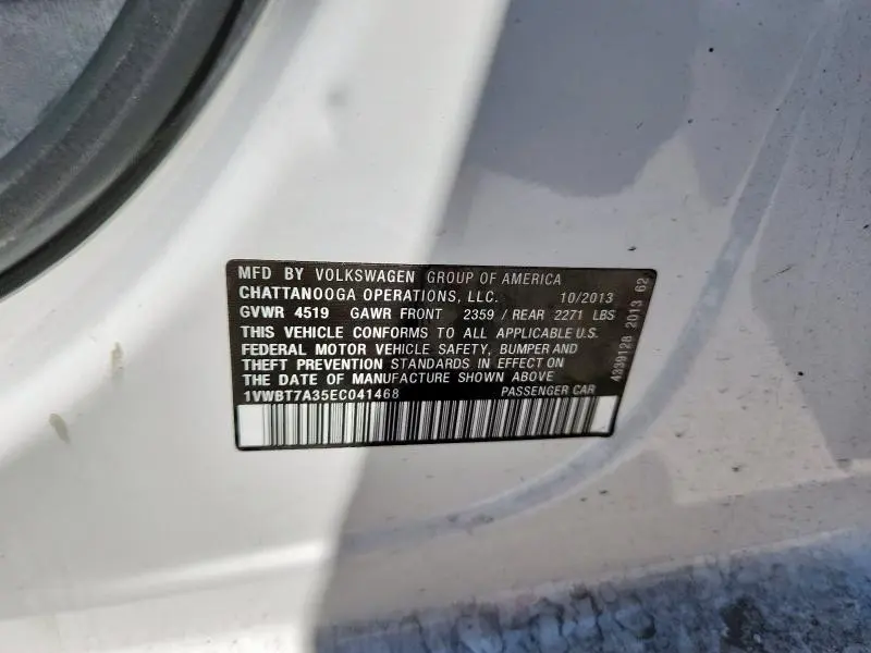 2014 VOLKSWAGEN PASSAT SE  