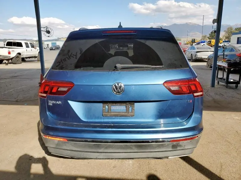 2018 VOLKSWAGEN TIGUAN SE  