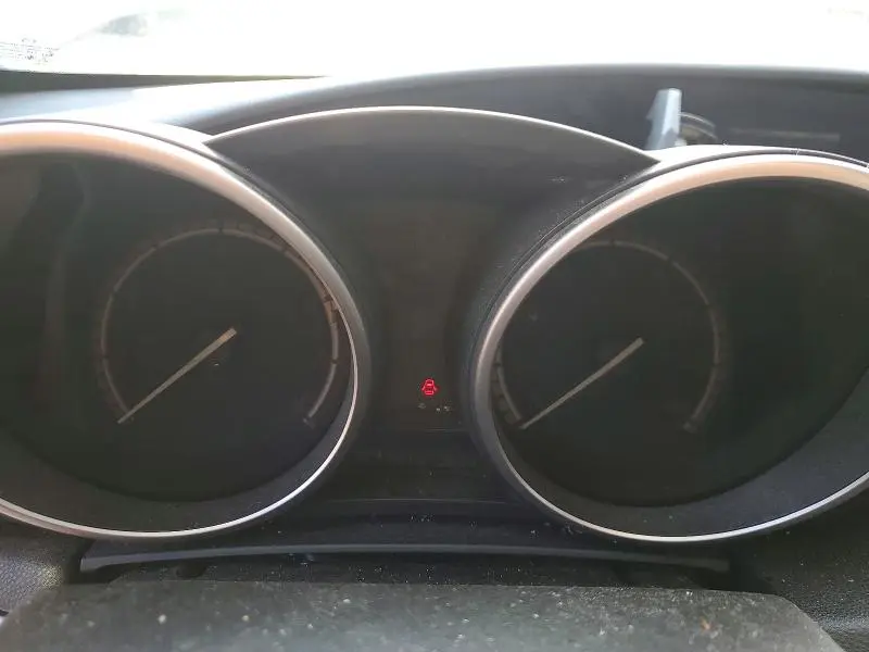 2011 MAZDA 3 S  