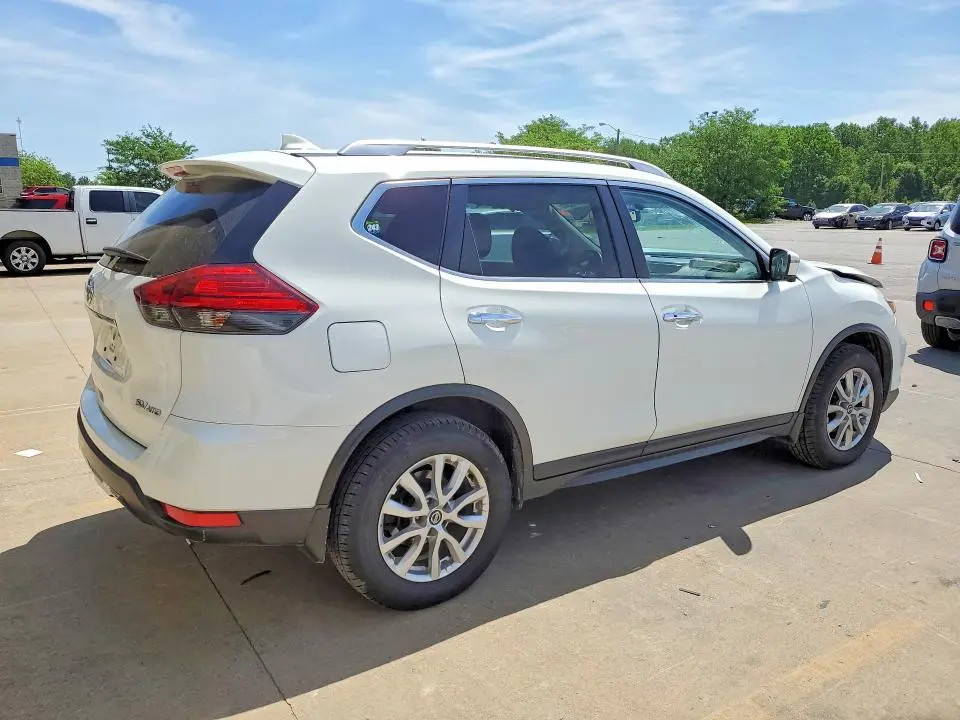 2017 NISSAN ROGUE SV  