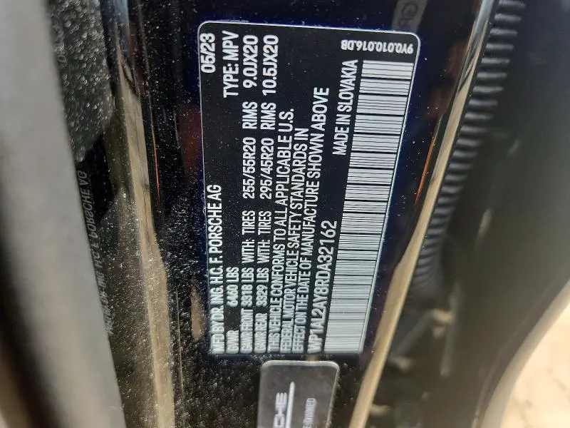2024 PORSCHE CAYENNE S  