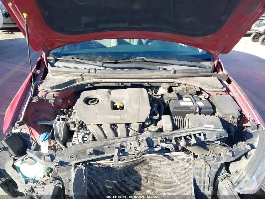 2017 HYUNDAI ELANTRA SE