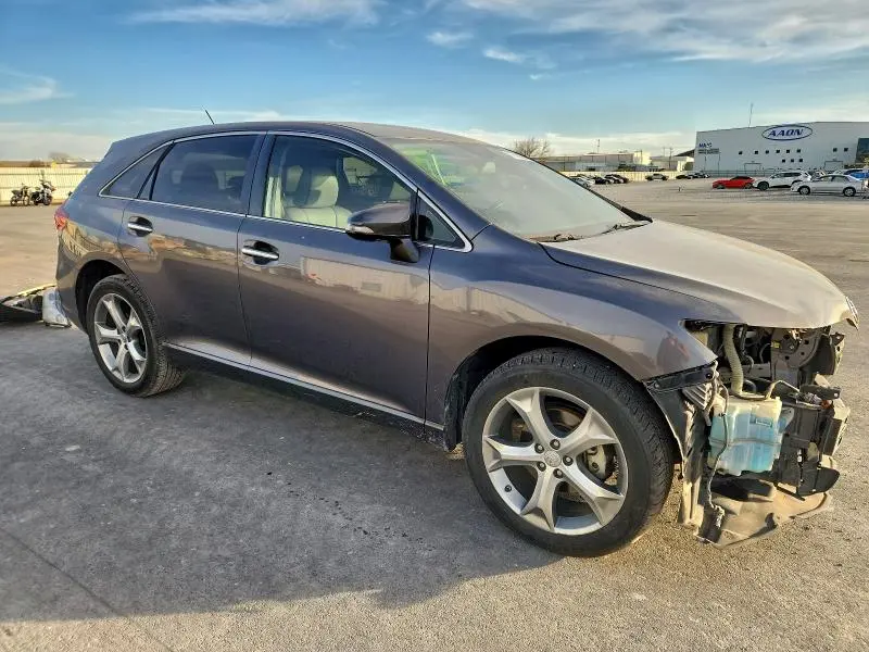 2014 TOYOTA VENZA LE  