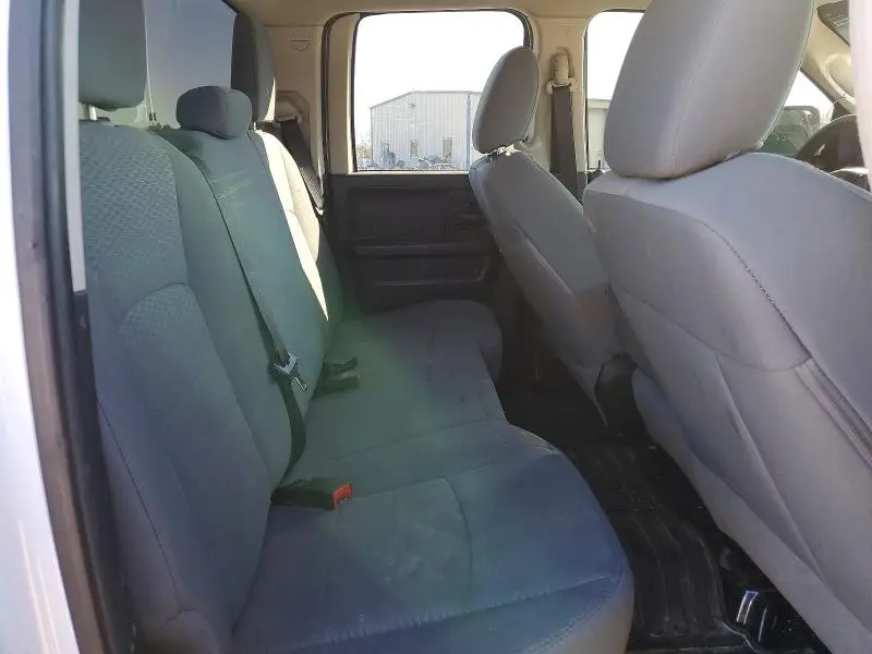 2014 RAM 1500 ST  