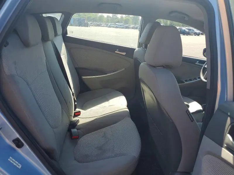 2014 HYUNDAI ACCENT GS  