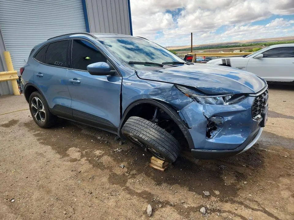 2025 FORD ESCAPE ST LINE SELECT  