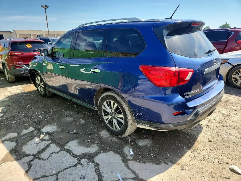 2018 NISSAN PATHFINDER S  