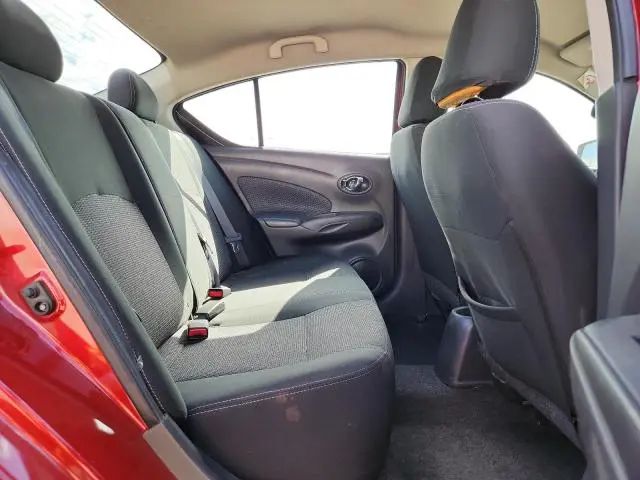 2018 NISSAN VERSA S
