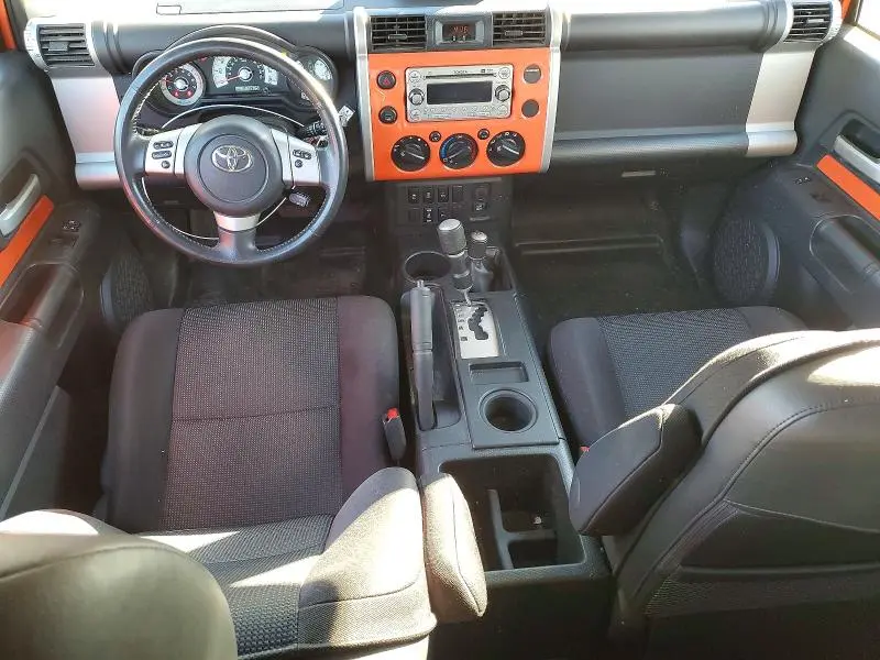2014 TOYOTA FJ CRUISER BASE  