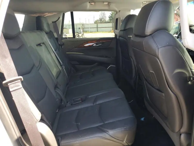 2016 CADILLAC ESCALADE LUXURY  