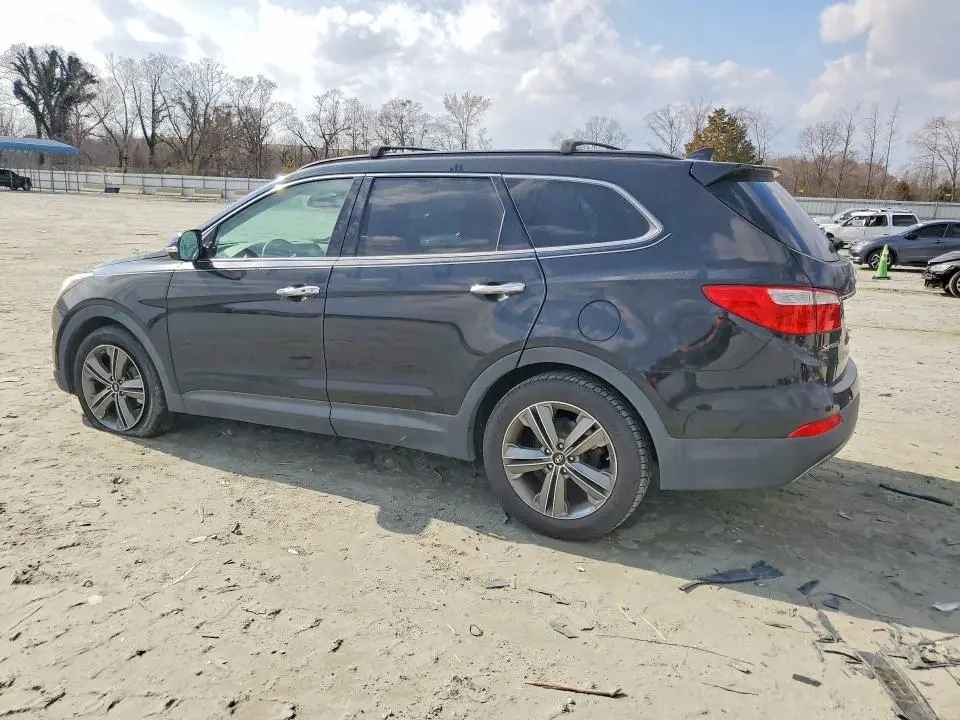 2016 HYUNDAI SANTA FE SE  