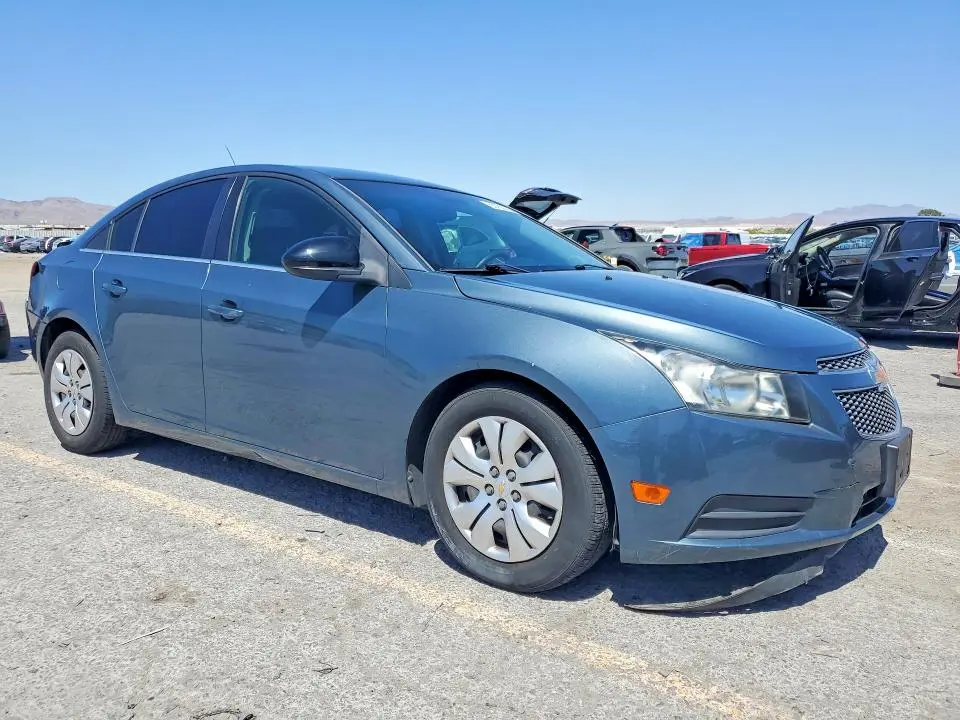 2012 CHEVROLET CRUZE LS  