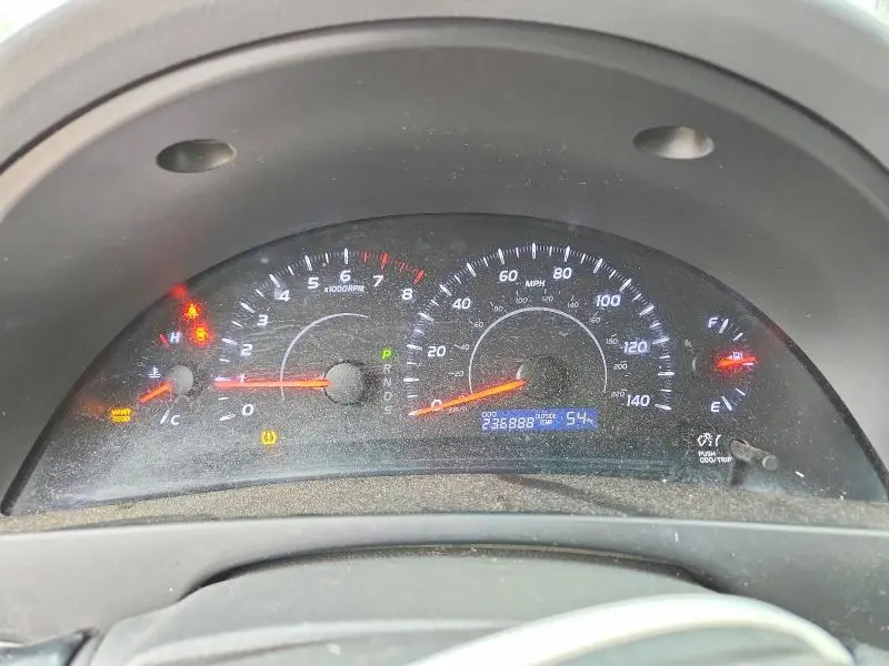 2011 TOYOTA CAMRY LE  
