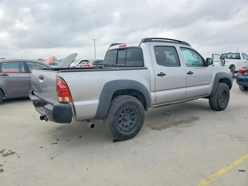 2014 TOYOTA TACOMA BASE  