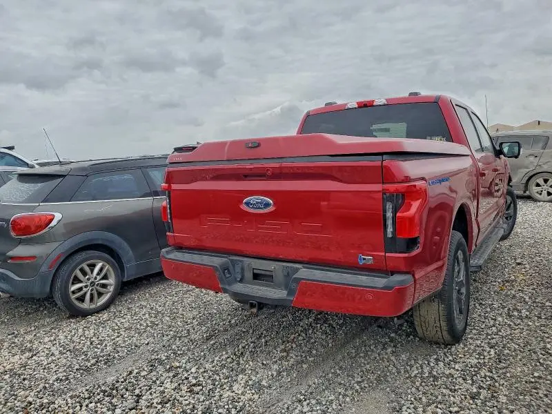 2022 FORD F150 LIGHTNING PRO  