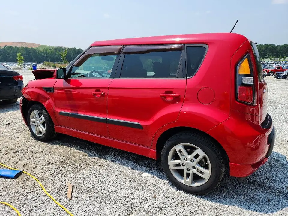 2011 KIA SOUL +  