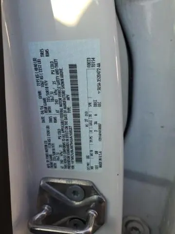 2017 FORD ESCAPE TITANIUM  