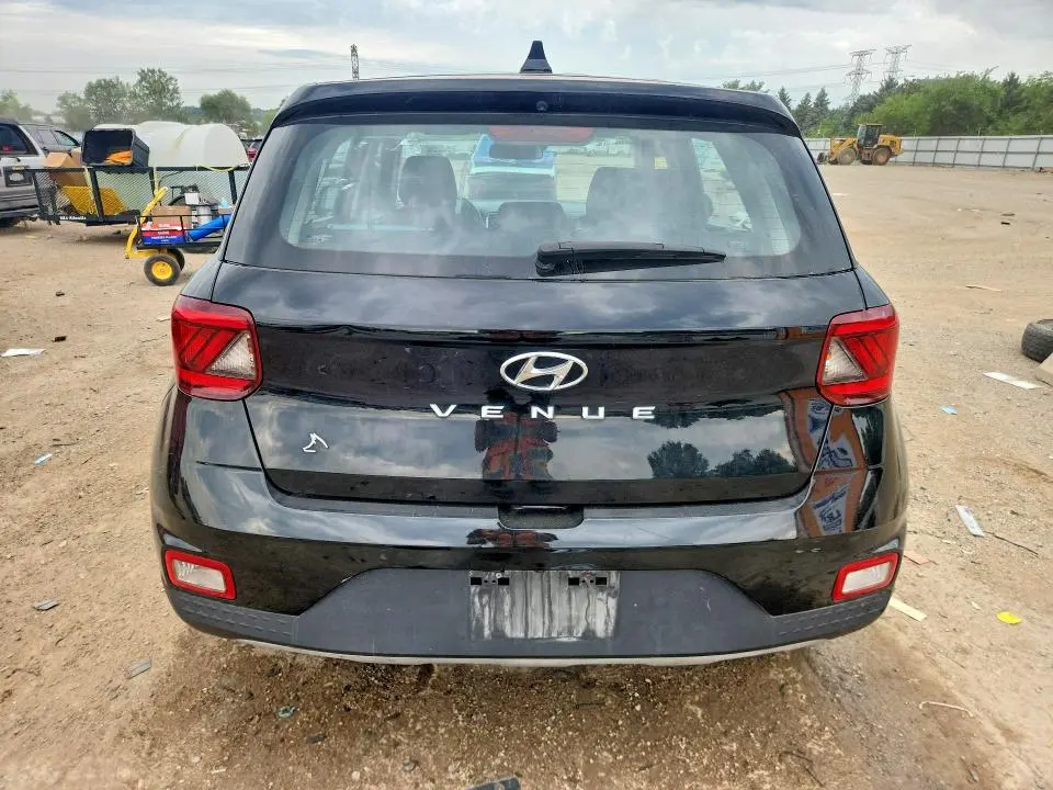 2021 HYUNDAI VENUE SE  