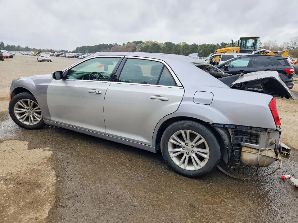 2016 CHRYSLER 300 LIMITED  