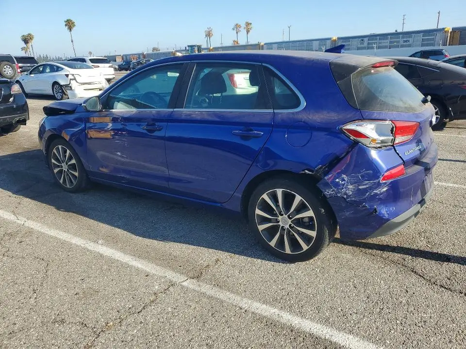 2018 HYUNDAI ELANTRA GT BASE  