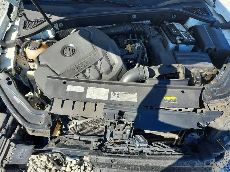 2018 VOLKSWAGEN PASSAT SE  