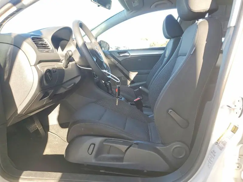 2013 VOLKSWAGEN GOLF   